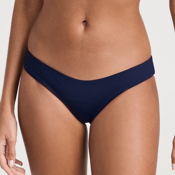 L space bikini set - Picture 4 of 6